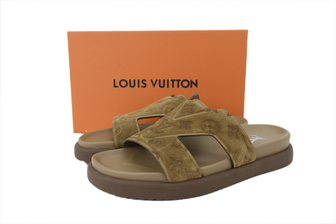 LOUIS VUITTON Oasis Mule Shoes Khaki