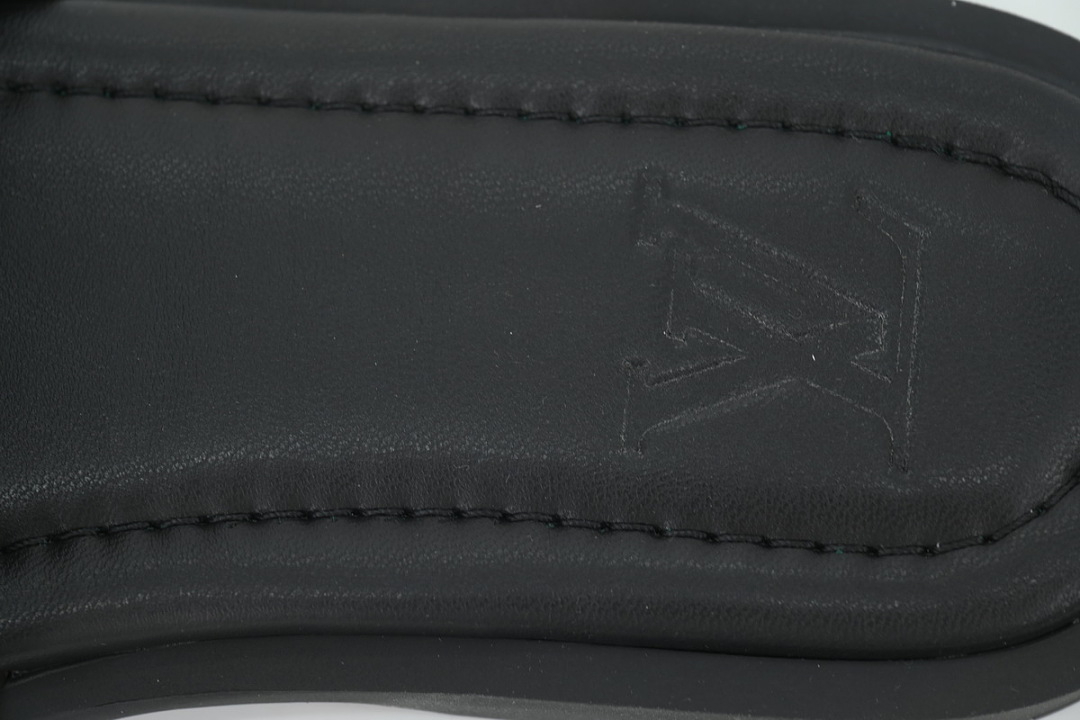 LOUIS VUITTON Portofino Shoes Khaki