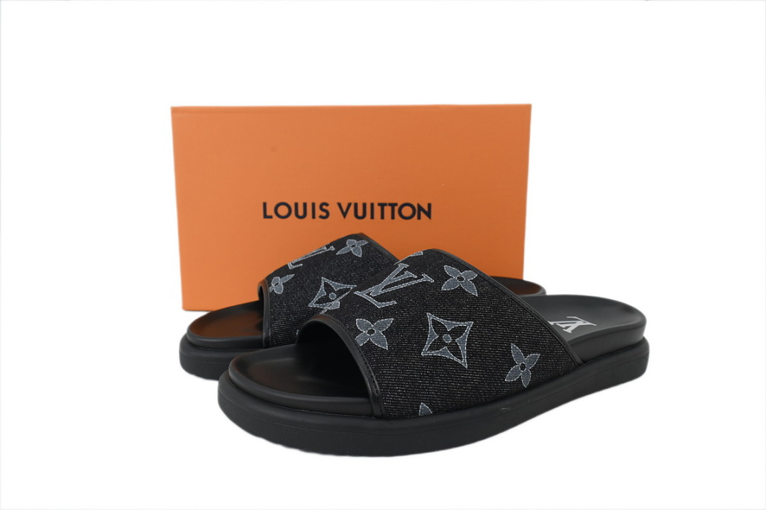Chinelos LOUIS VUITTON em tecido jeans preto