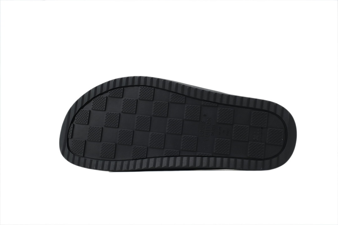 Chinelos LOUIS VUITTON em tecido jeans preto