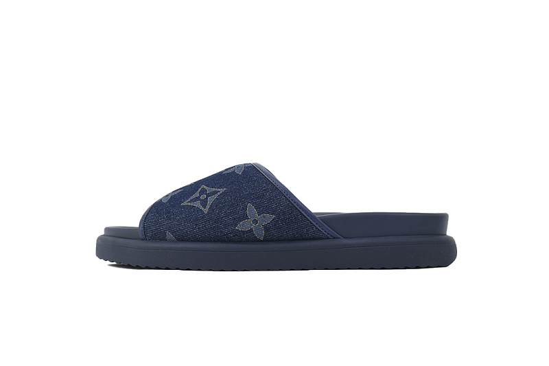 Chinelos LOUIS VUITTON em tecido jeans azul