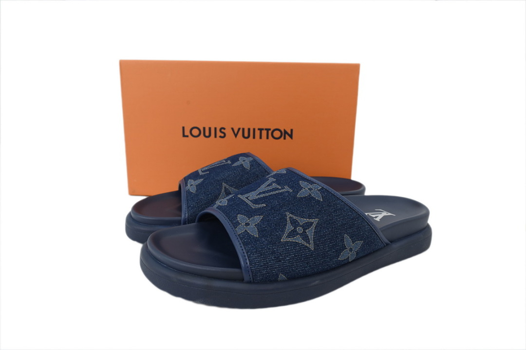 Chinelos LOUIS VUITTON em tecido jeans azul