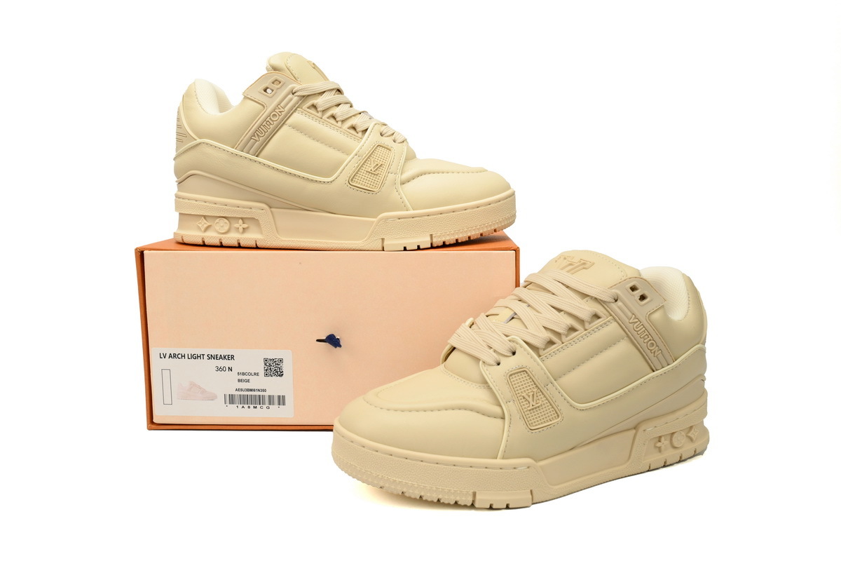 Baskets Louis Vuitton beiges
