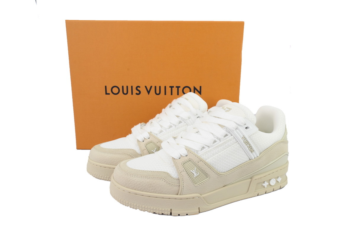 Zapatillas Louis Vuitton, color beige y blanco