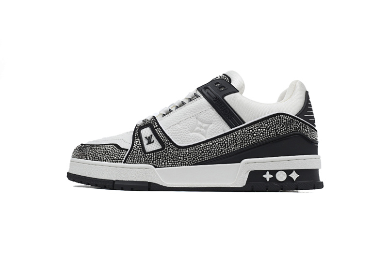 LOUIS VUITTON Trainer Black White grey