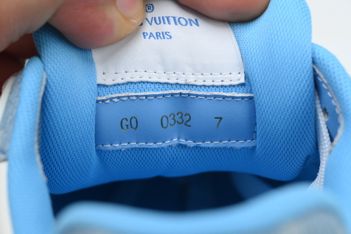 Zapatillas Louis Vuitton, azul y blanco