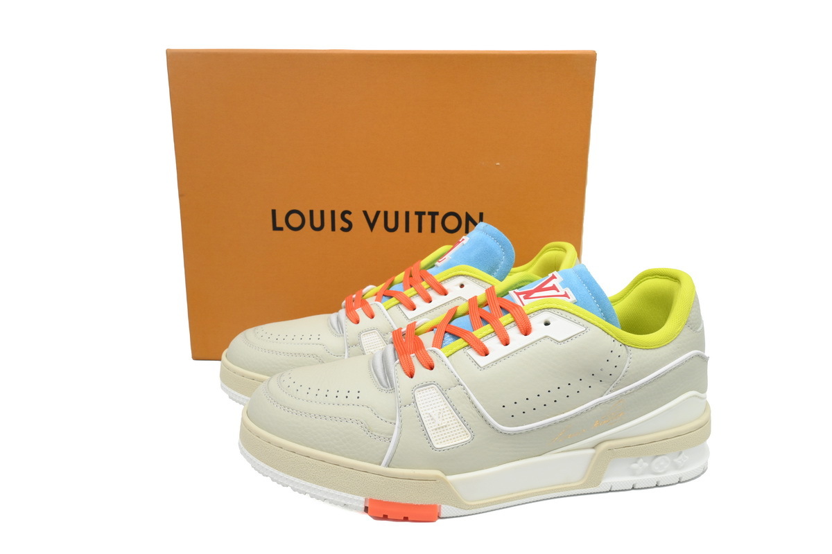 Baskets Louis Vuitton recyclées