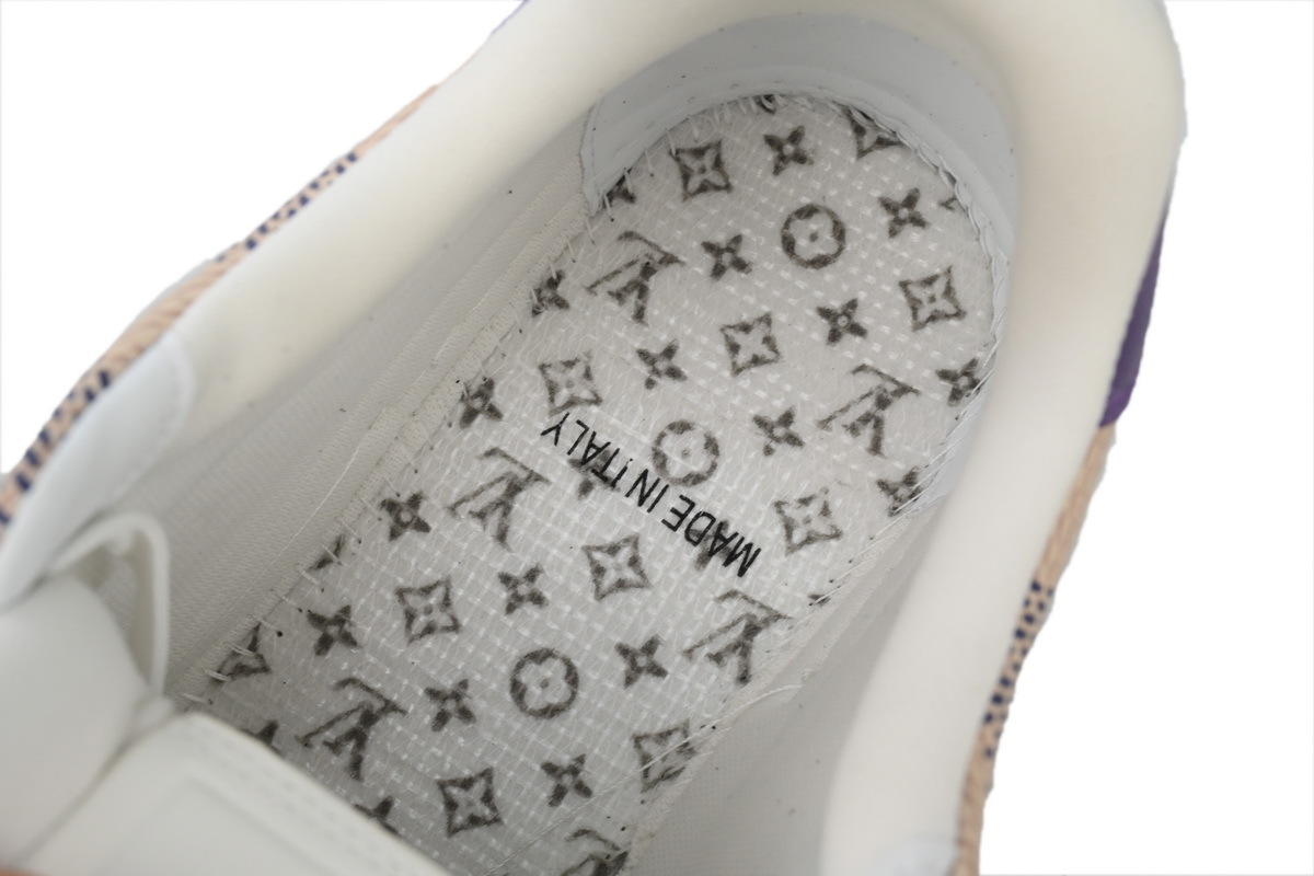 Tênis Louis Vuitton Branco e Roxo