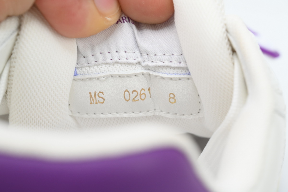 Baskets Louis Vuitton blanches et violettes