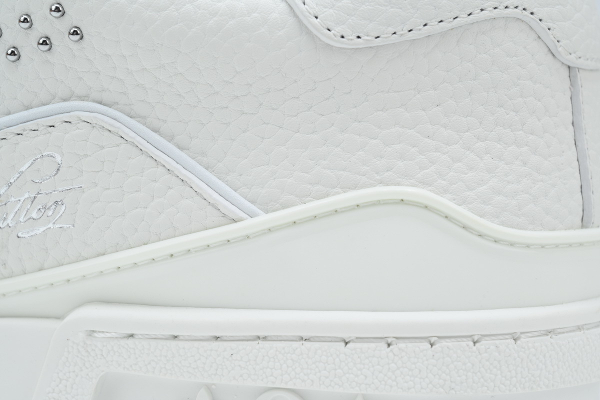 Tênis LOUIS VUITTON Branco Prata