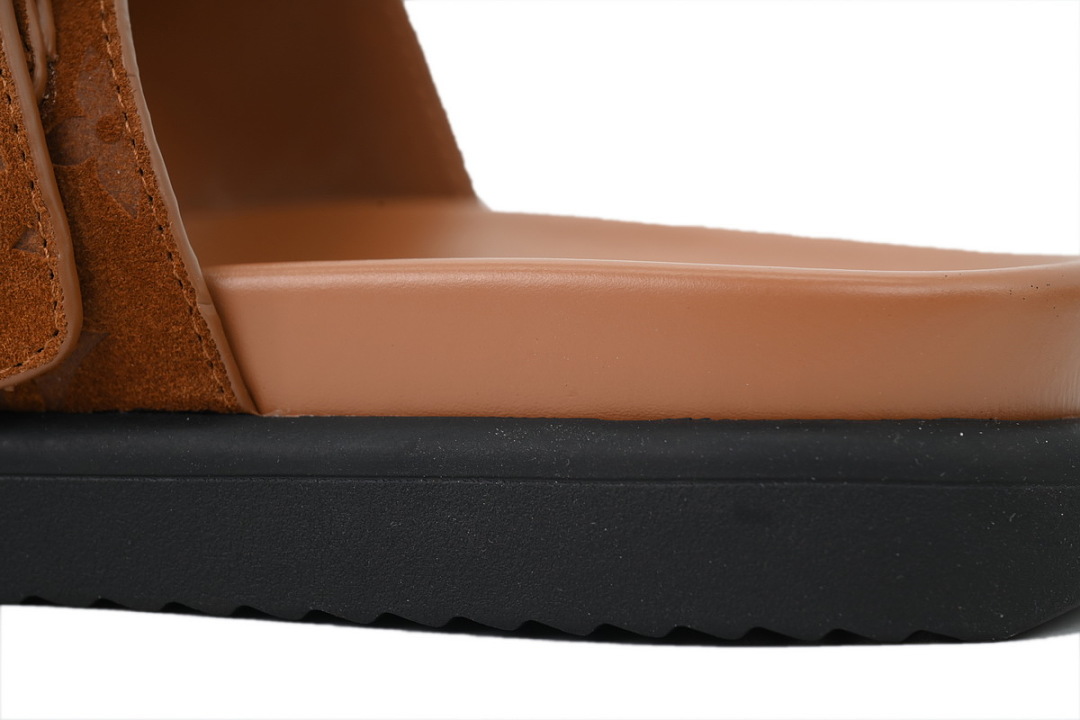 LOUIS VUITTON Venice Mule Shoes Brown