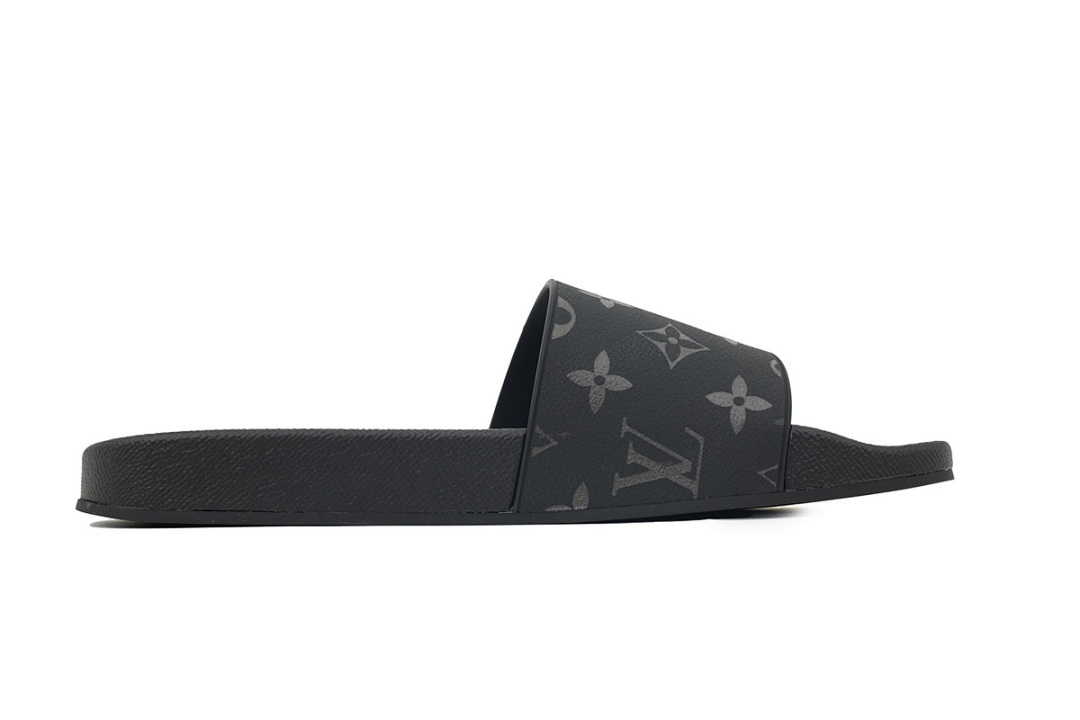 LOUIS VUITTON Waterfront Black