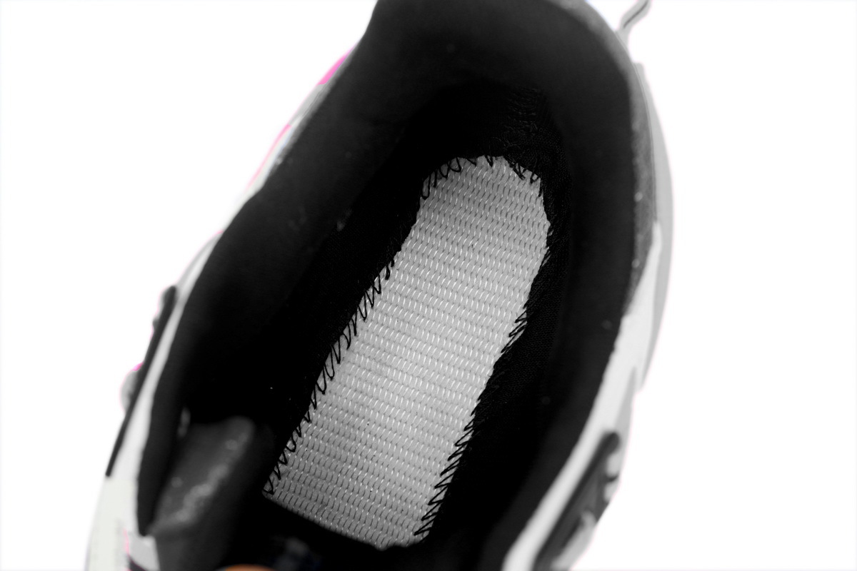 M00010 M2670 Moncler Trailgrip Leather Black Blue Pink