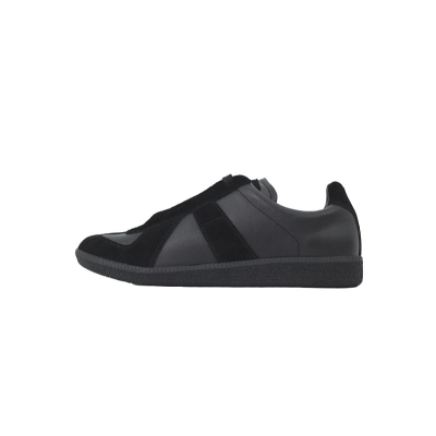 Maison Margiela All Black 01