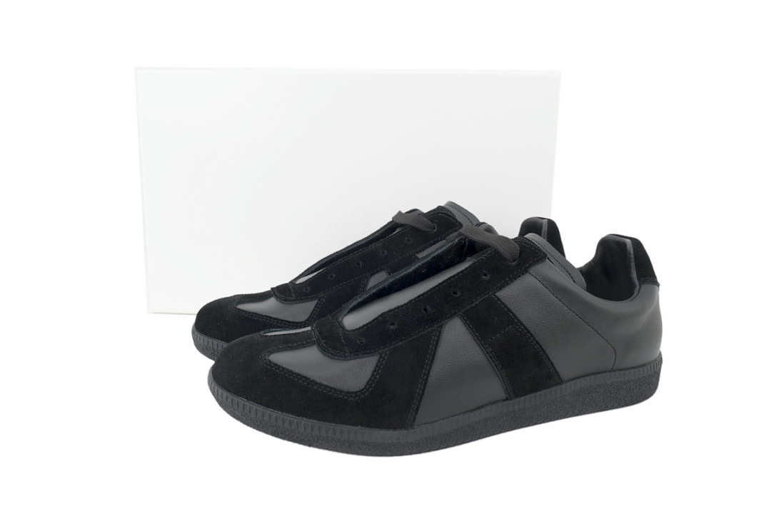Maison Margiela All Black