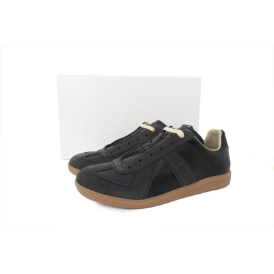 Maison Margiela Dark Gray 02