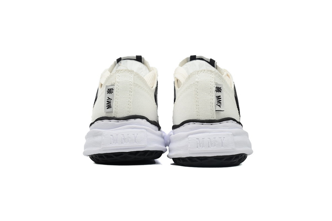Maison Mihara Yasuhiro x AMIRI Skel-Top Low Off White