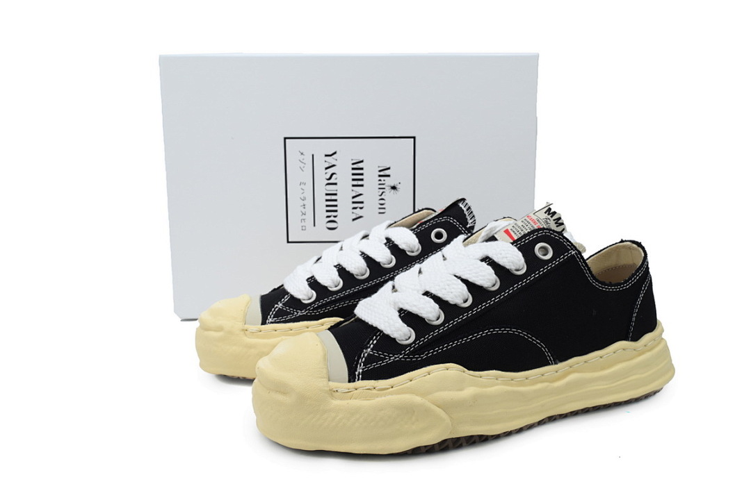 MIHARA YASUHIRO Beige Black
