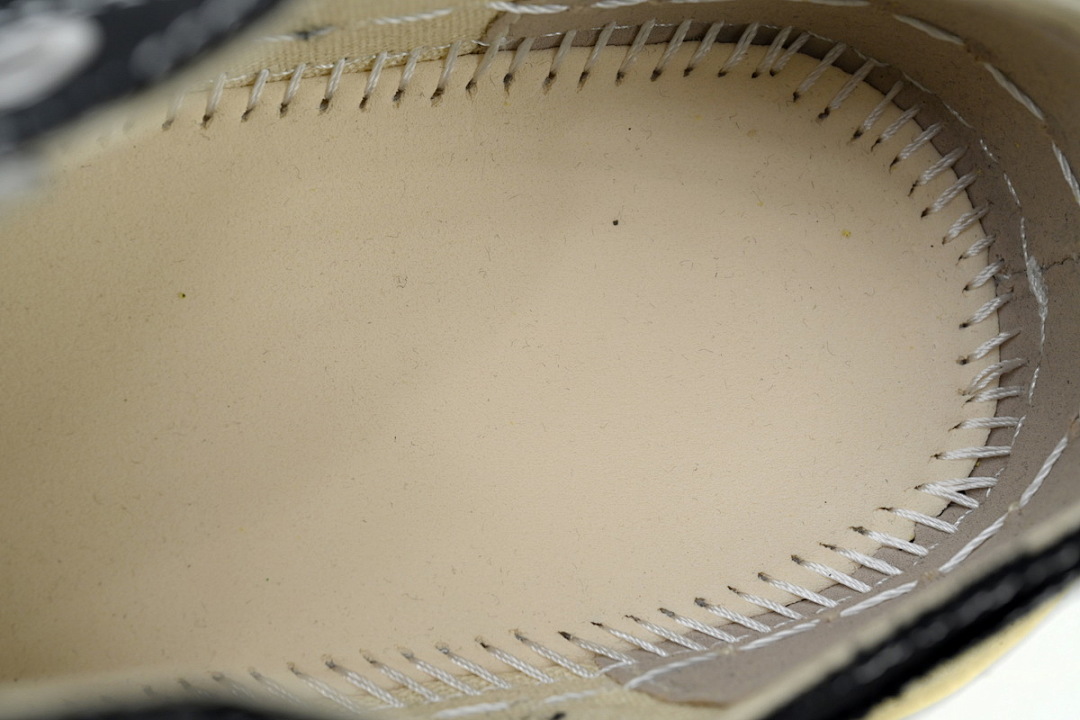 MIHARA YASUHIRO Beige Black