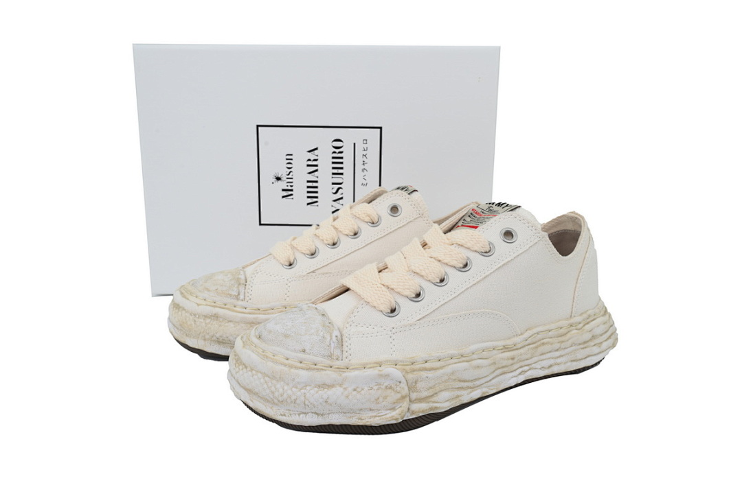 MIHARA YASUHIRO Canvas Rice White