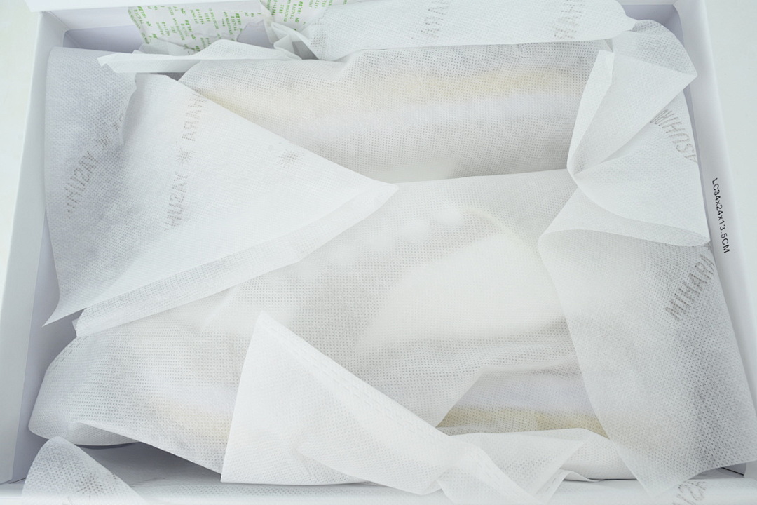 MIHARA YASUHIRO Grayish White