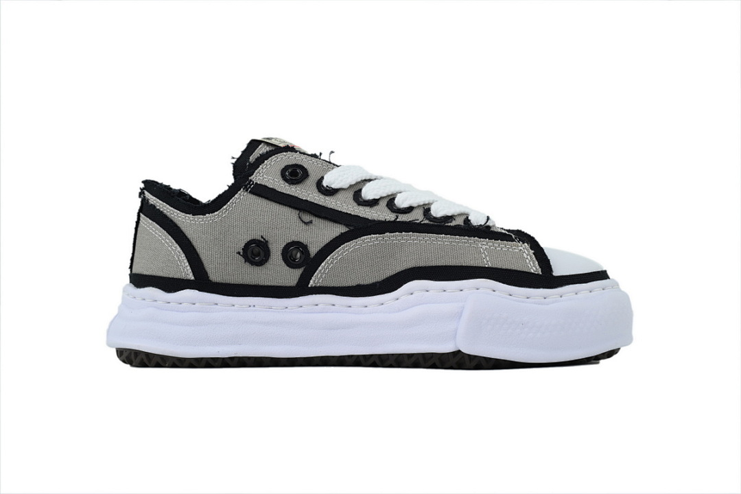 MIHARA YASUHIRO Grey