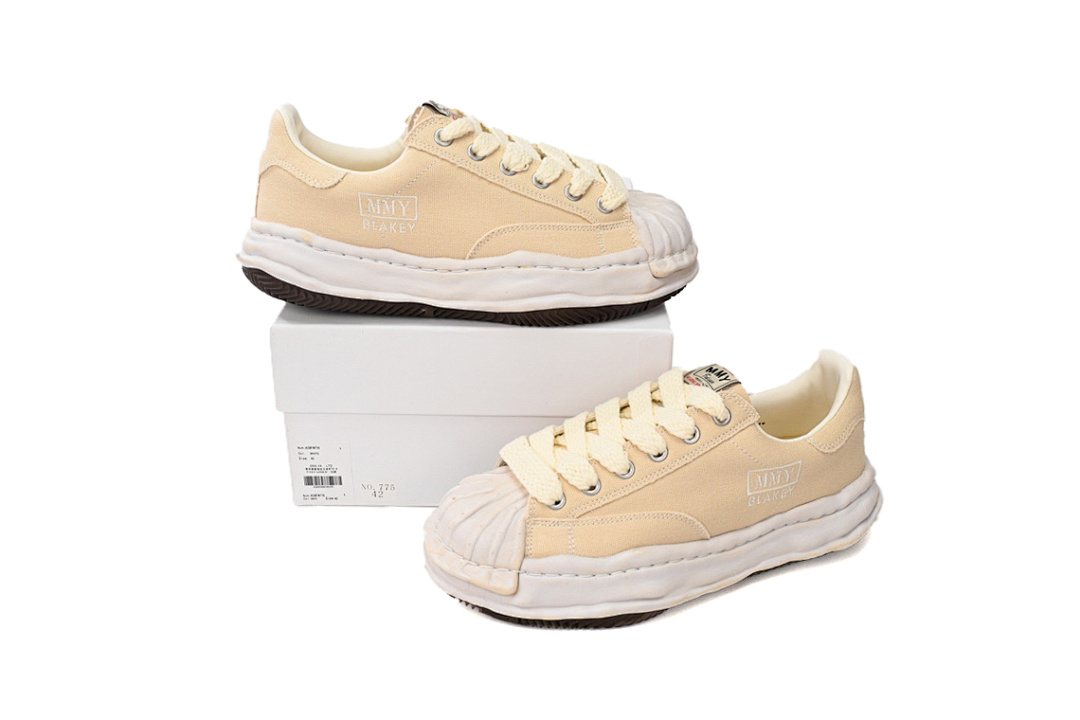 MIHARA YASUHIRO Pink White