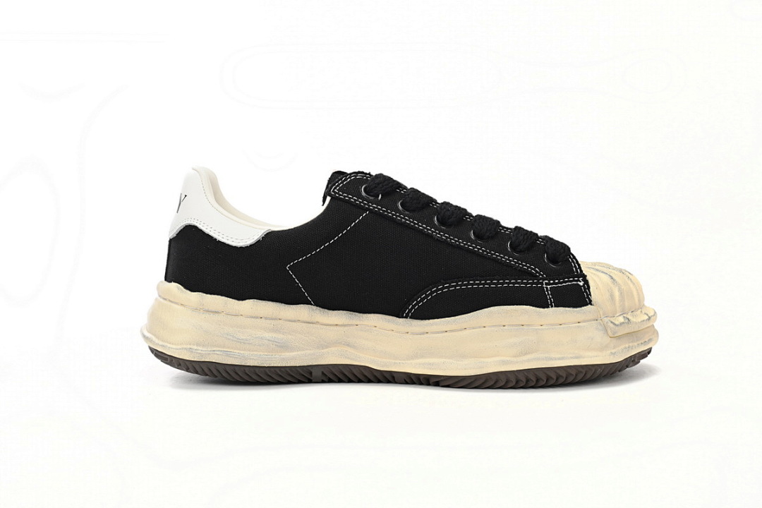 MIHARA YASUHIRO Vintage White Black