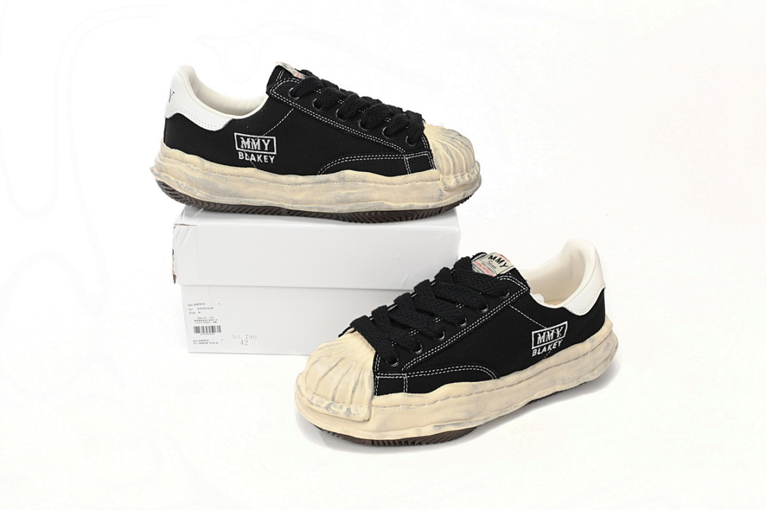 MIHARA YASUHIRO Vintage White Black