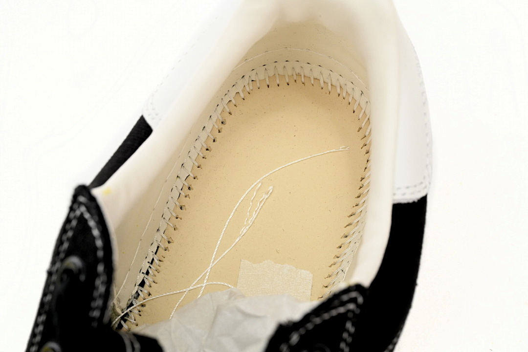 MIHARA YASUHIRO Vintage White Black