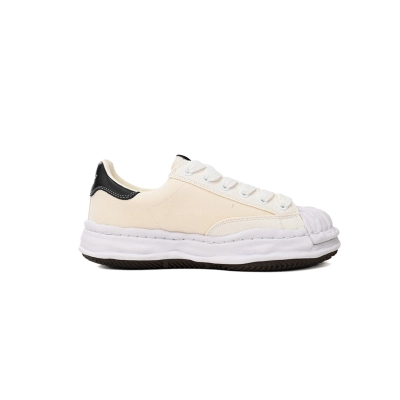MIHARA YASUHIRO White And All White And Black Tail 02
