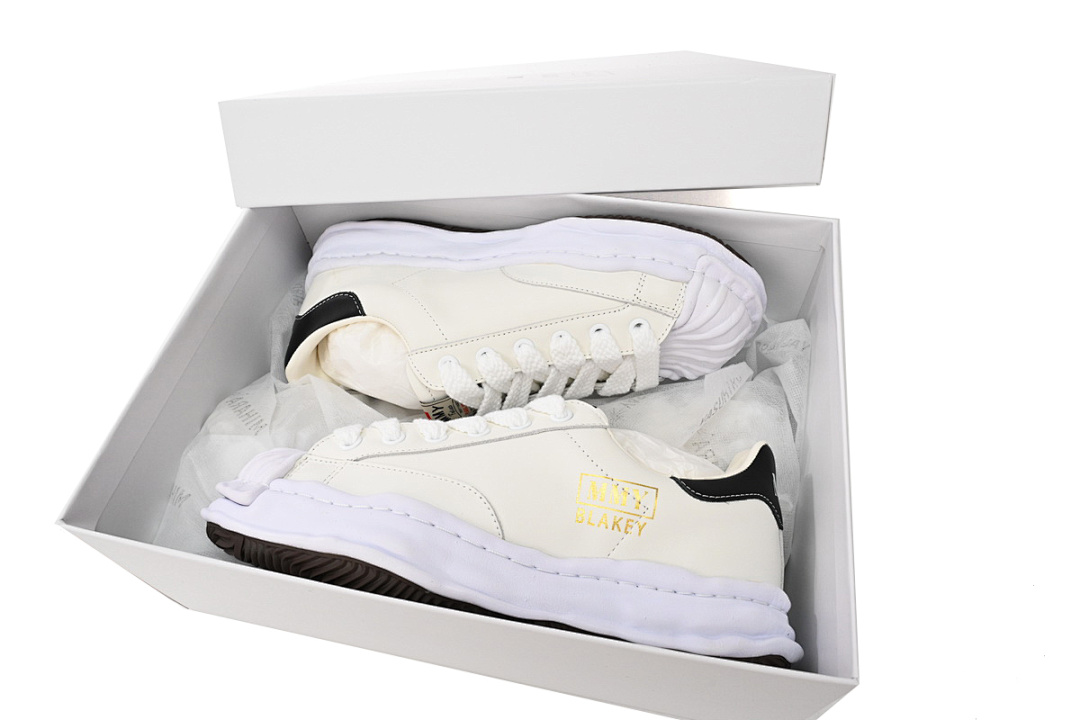 MIHARA YASUHIRO White And White Black Gold