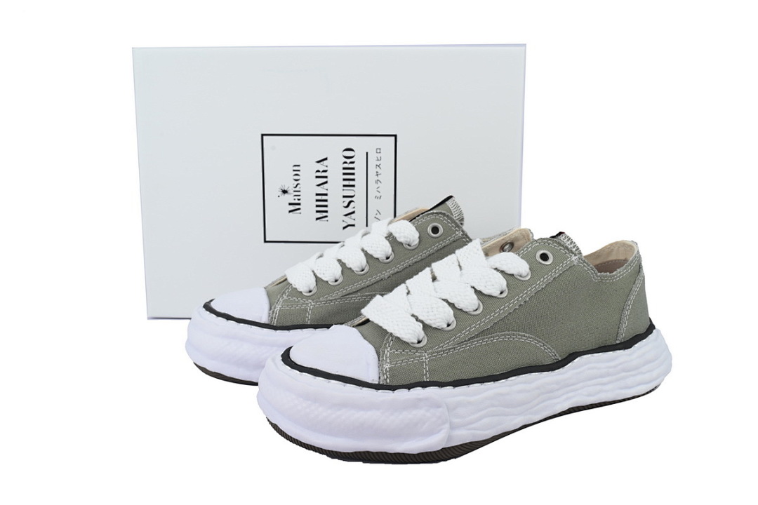 MIHARA YASUHIRO White Brown