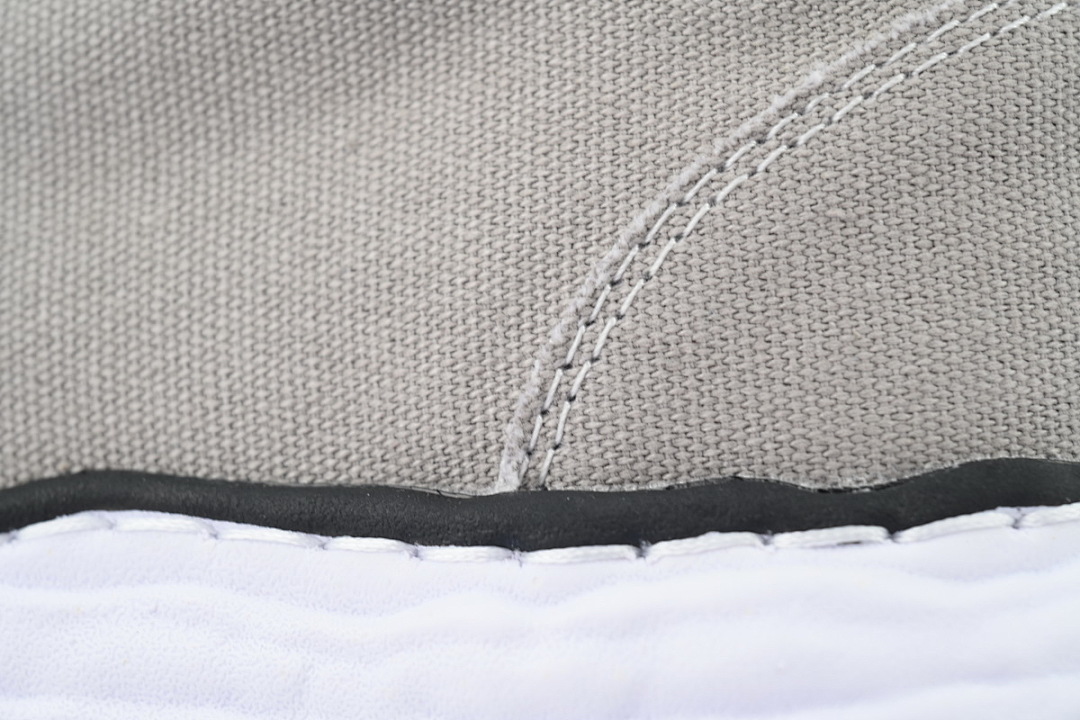 MIHARA YASUHIRO White Light Brown