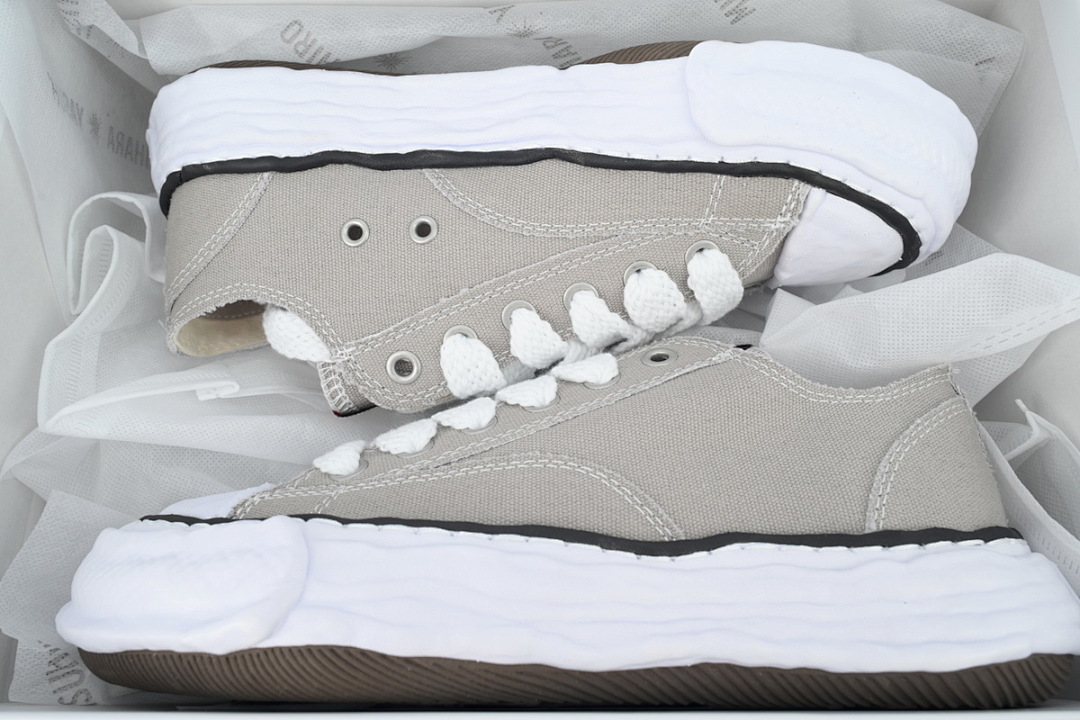 MIHARA YASUHIRO White Light Brown