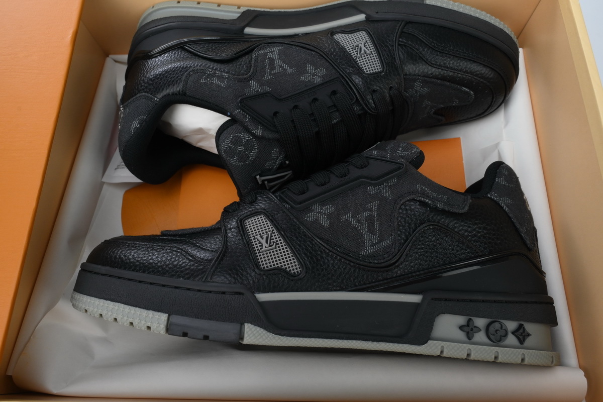 Nigo x Louis Vuitton Trainer Black