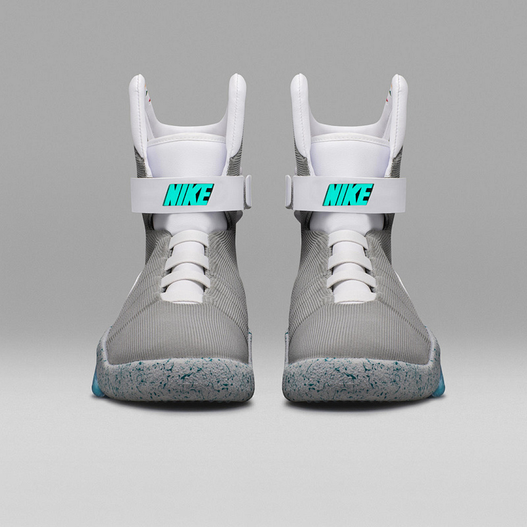 NIKE AIR MAG