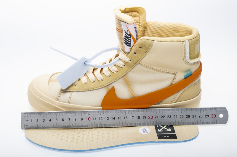 OFF WHITE  Nike Blazer
