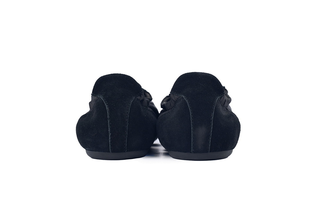 Prada Collapse Noir