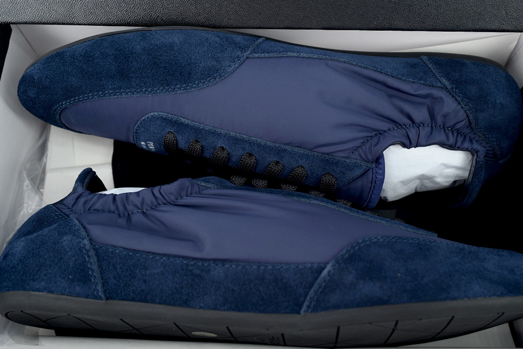 Prada Collapse azul oscuro