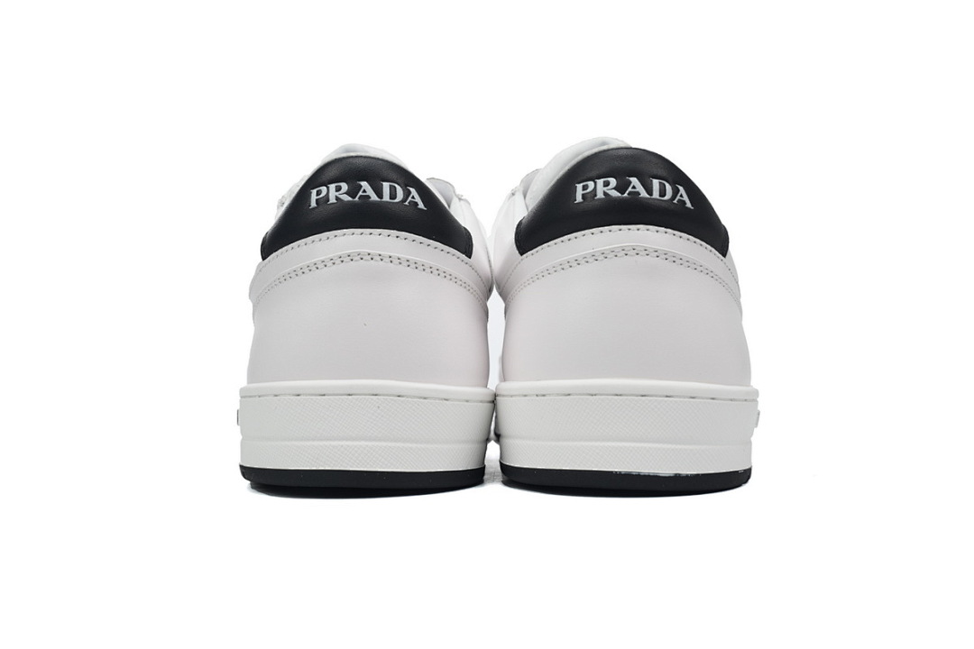 Baskets basses Prada Downtown, blanches