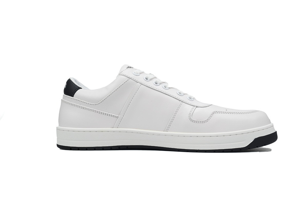 Baskets basses Prada Downtown, blanches