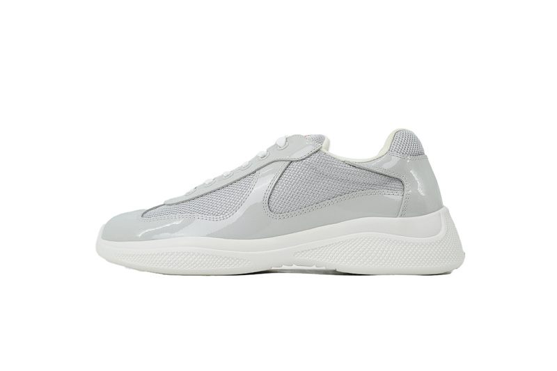 Zapatillas Prada en gris Off-White