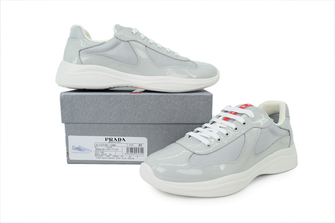Zapatillas Prada en gris Off-White