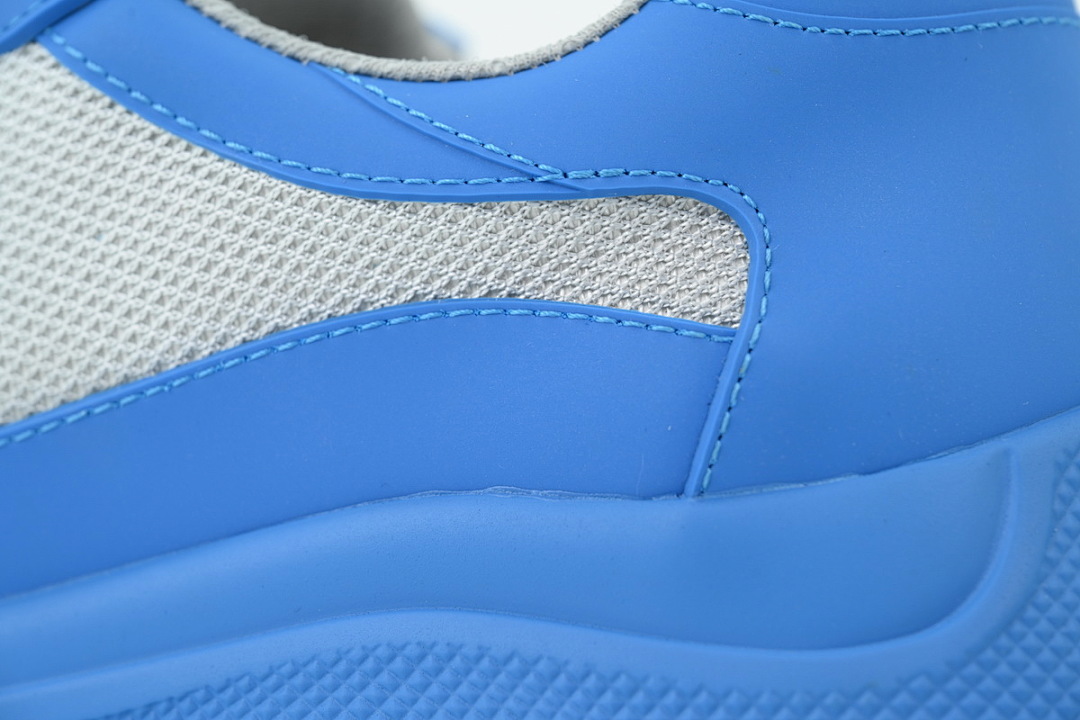 Zapatillas Prada de goma azules