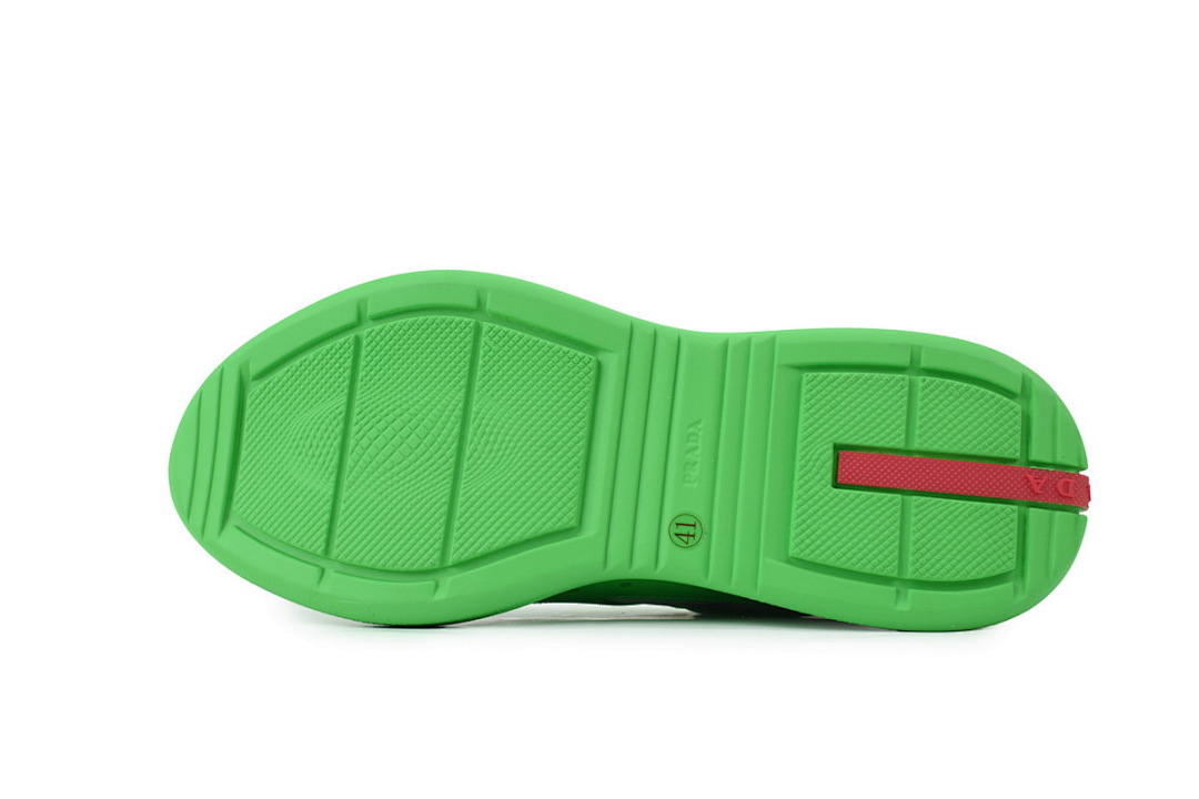 Zapatillas Prada de goma en verde fluorescente