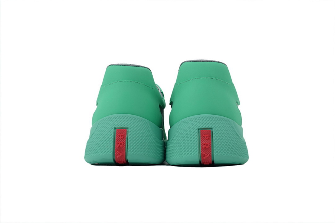 Baskets Prada en caoutchouc vert