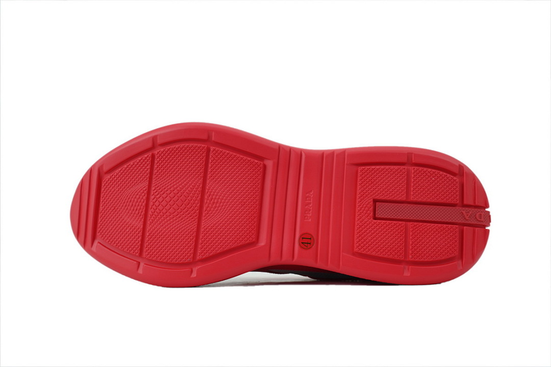 Baskets Prada en caoutchouc rouge