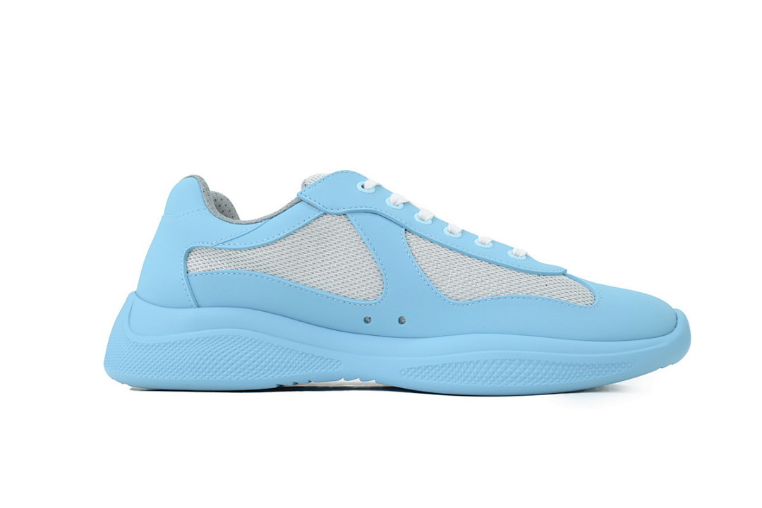 Baskets Prada en caoutchouc bleu ciel