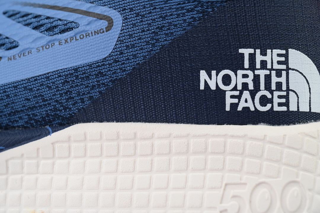 THE NORTH FACE Altamesa 500 Blue
